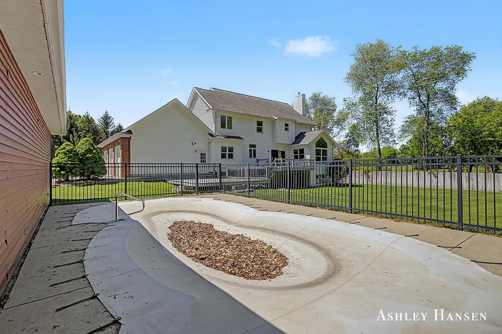 7085 Hidden Ridge Drive SE Cascade Charter Township MI 49546