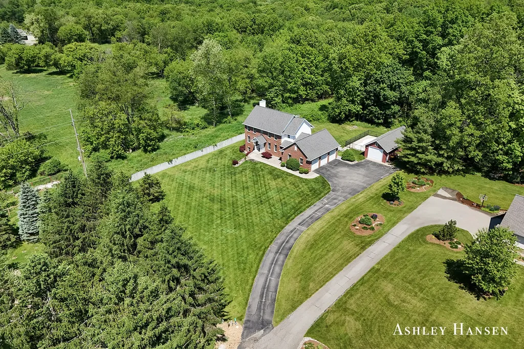 7085 Hidden Ridge Drive SE Cascade Charter Township MI 49546