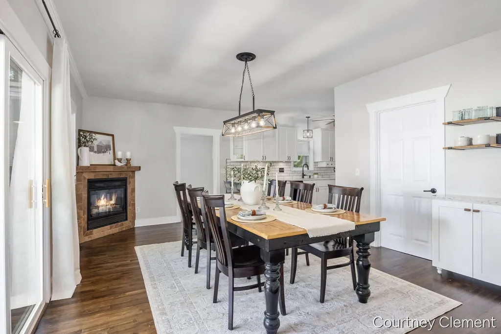 4996 Division Avenue N Plainfield Charter Township MI 49321