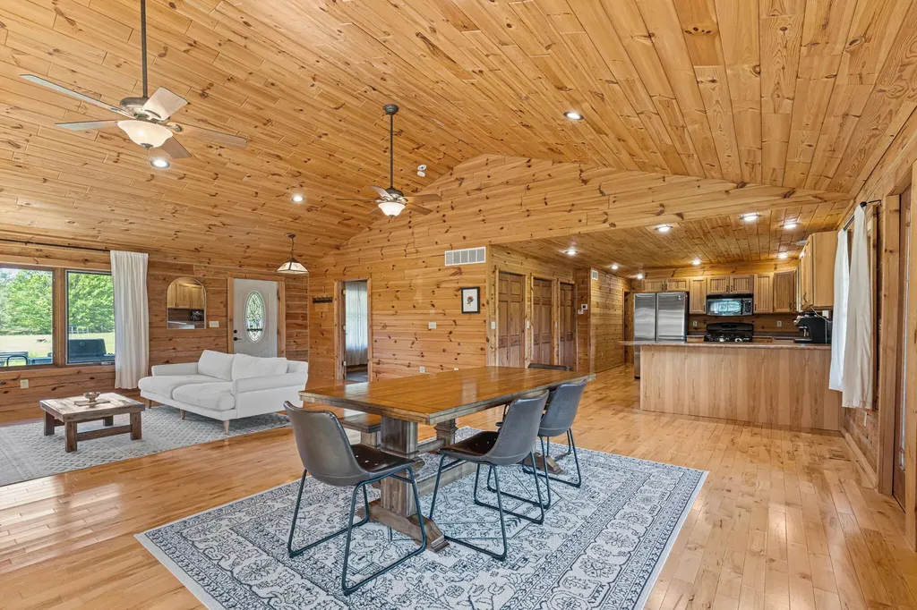 15902 Penesal Road Rose Lake Township MI 49655