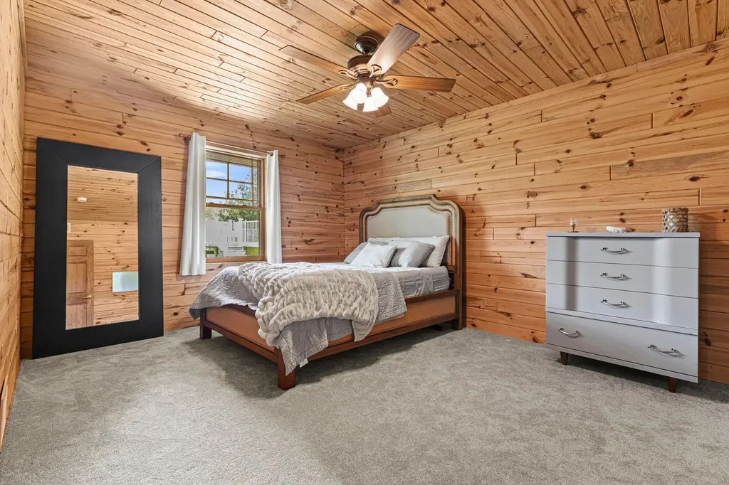 15902 Penesal Road Rose Lake Township MI 49655