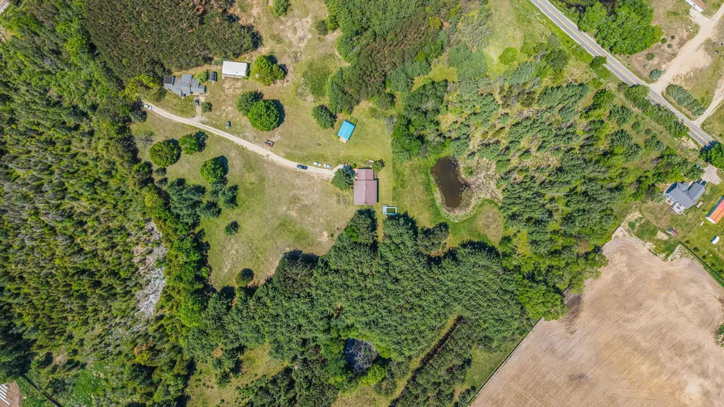 15902 Penesal Road Rose Lake Township MI 49655