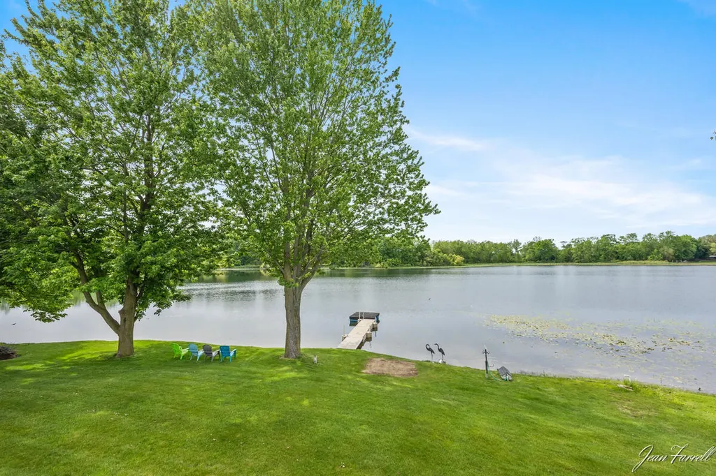 1830 S Pratt Lake Unknown City MI 49070
