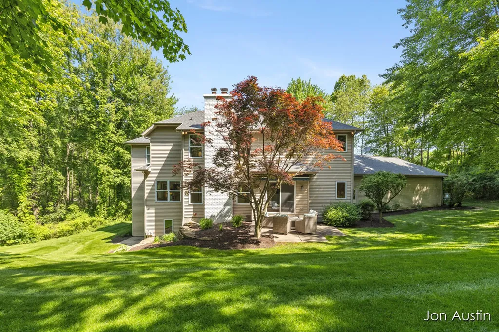 4380 Michigan Street NE Grand Rapids Charter Township MI 49525