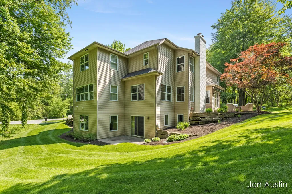 4380 Michigan Street NE Grand Rapids Charter Township MI 49525