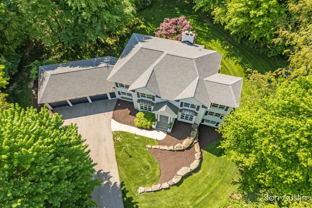 4380 Michigan Street NE Grand Rapids Charter Township MI 49525