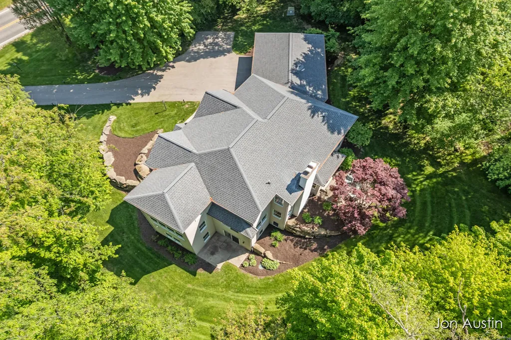 4380 Michigan Street NE Grand Rapids Charter Township MI 49525
