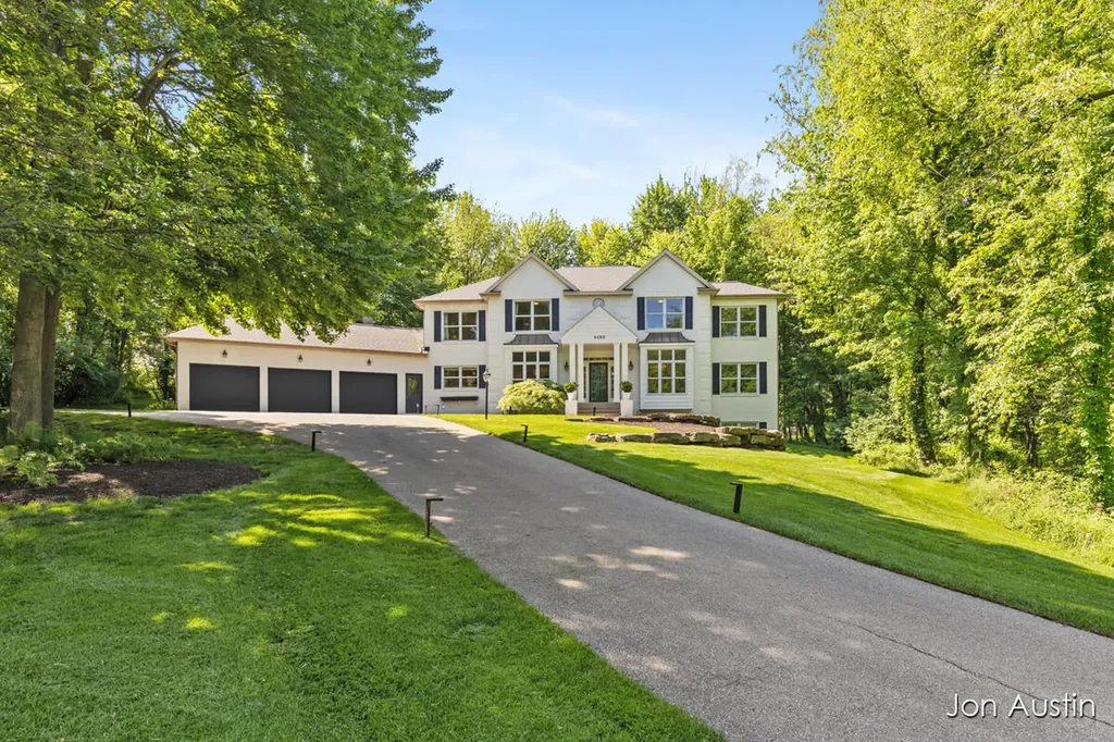 4380 Michigan Street NE Grand Rapids Charter Township MI 49525