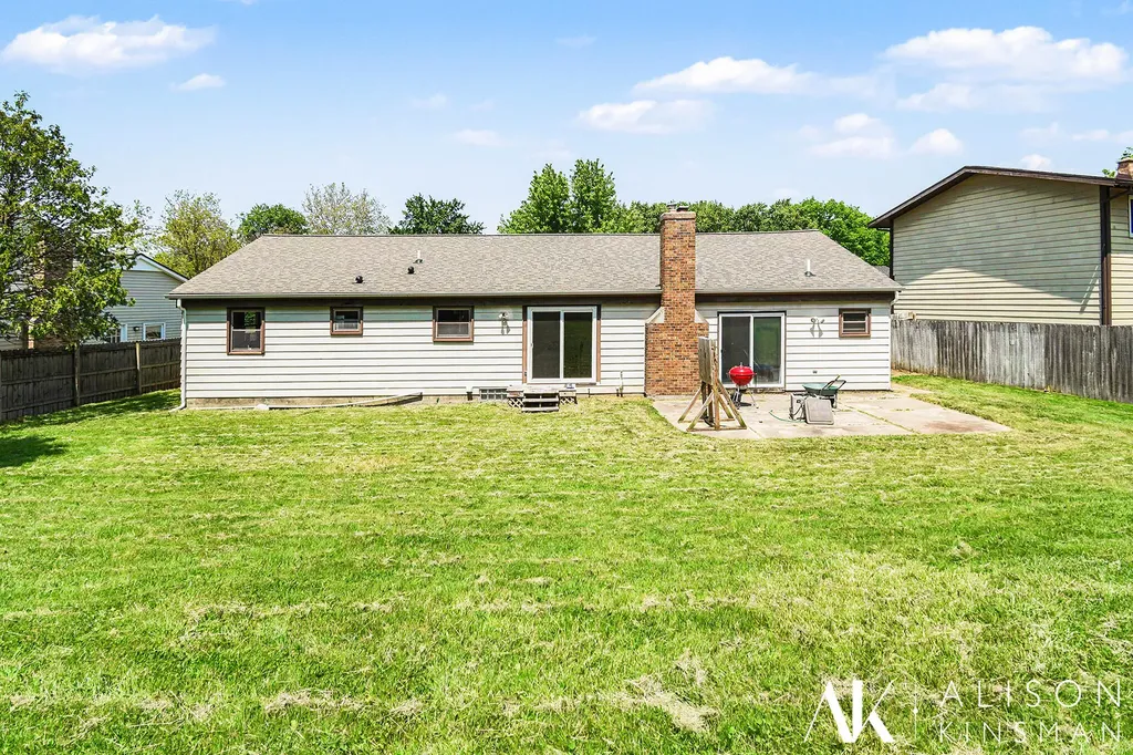 5289 Queensbury Drive SE Kentwood City MI 49508