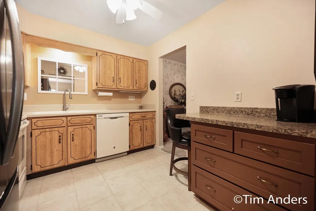2759 Leonard Street NW Grand Rapids City MI 49504