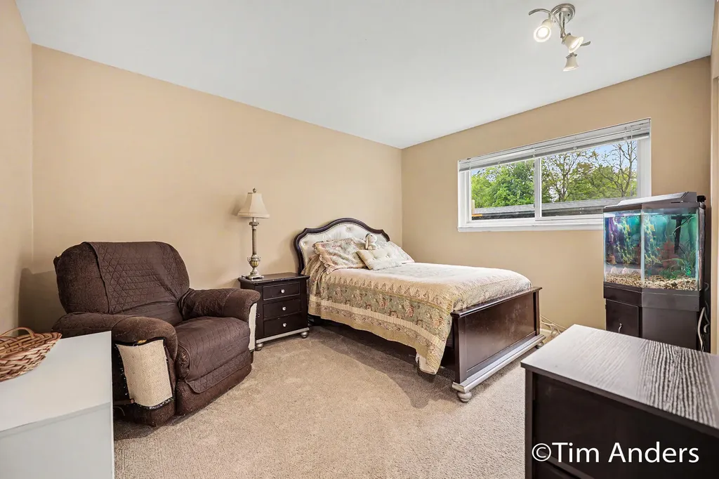 2759 Leonard Street NW Grand Rapids City MI 49504
