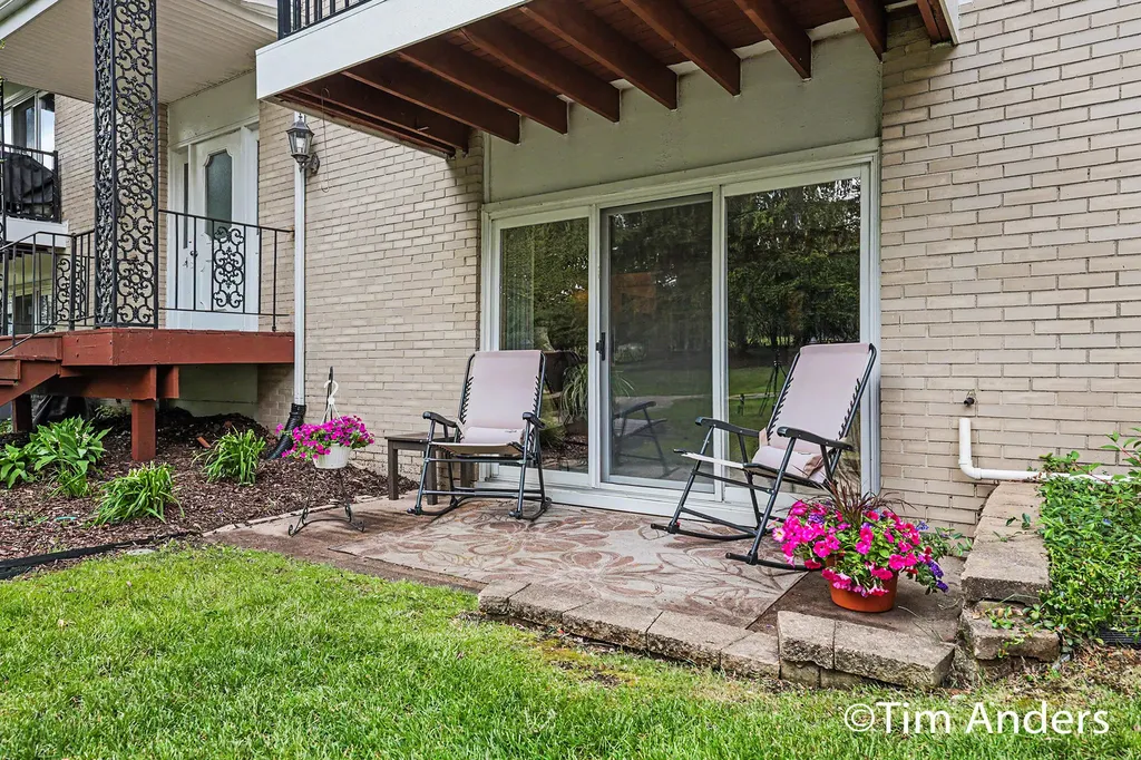 2759 Leonard Street NW Grand Rapids City MI 49504