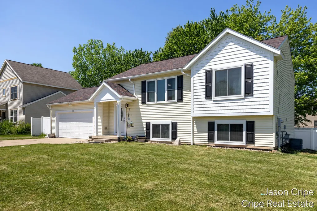 1783 Durango Court SW Wyoming City MI 49519