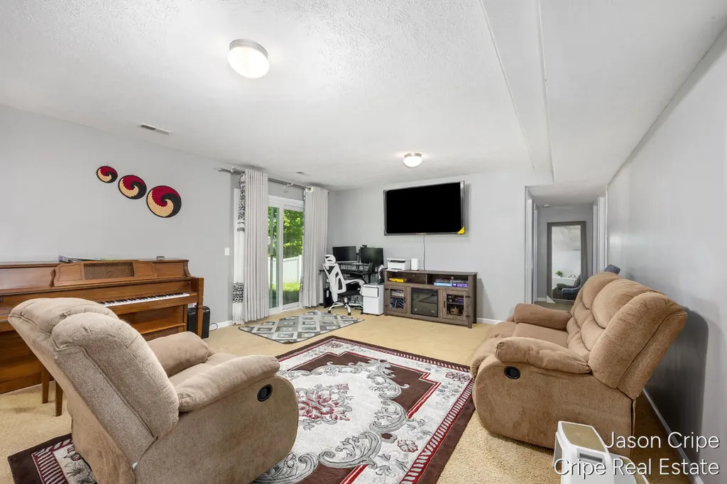 1783 Durango Court SW Wyoming City MI 49519