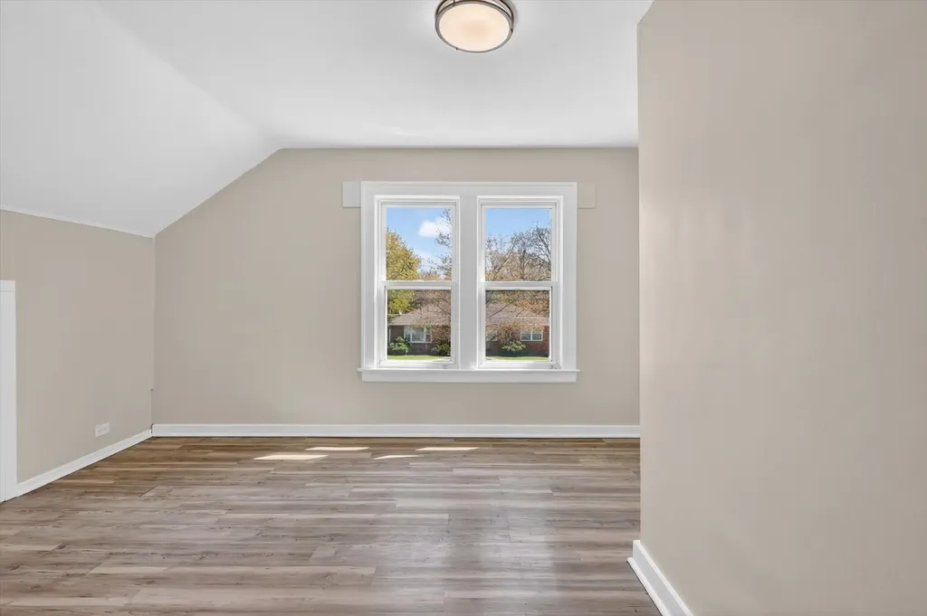 1047 Eastern Avenue NE Grand Rapids City MI 49503