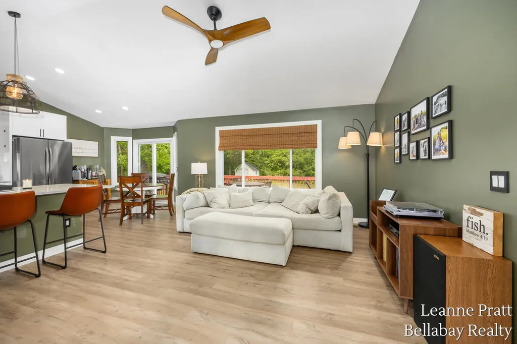 1870 Pineridge Drive Rutland Charter Township MI 49058
