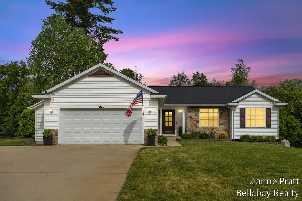 1870 Pineridge Drive Rutland Charter Township MI 49058