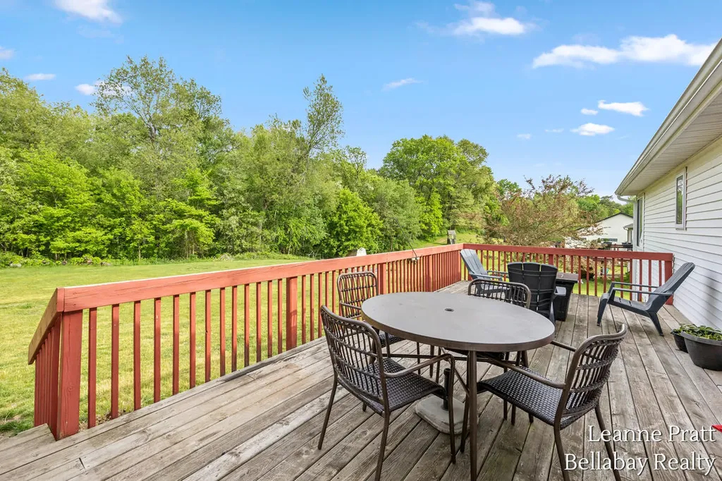 1870 Pineridge Drive Rutland Charter Township MI 49058