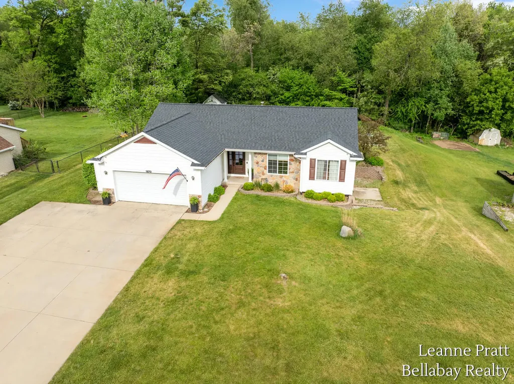 1870 Pineridge Drive Rutland Charter Township MI 49058