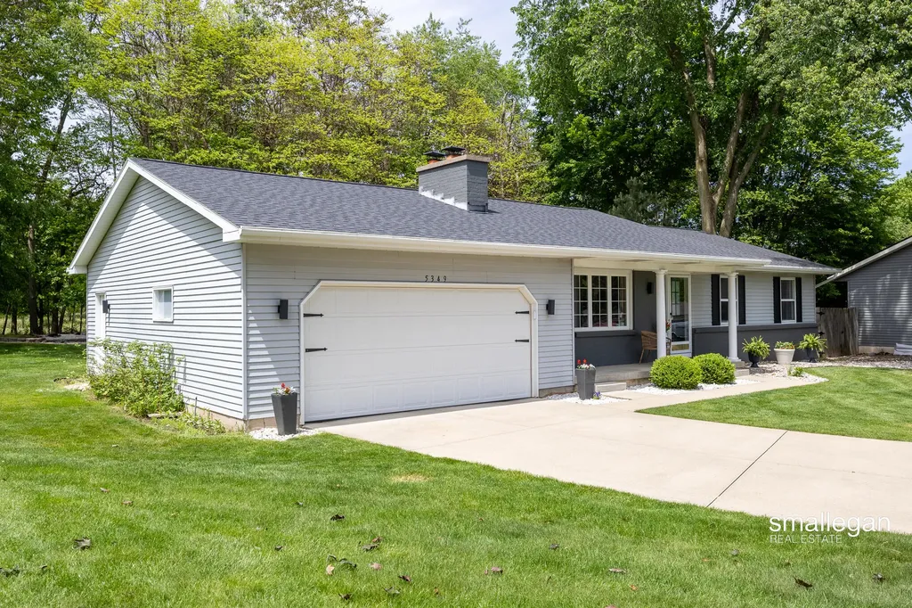 5349 Tahoe Pine Court Wyoming City MI 49519