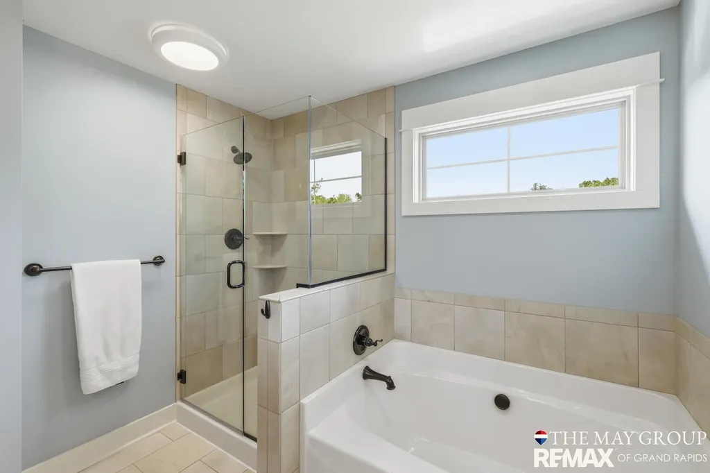 3414 Mason Ridge Drive NE Grand Rapids Charter Township MI 49525