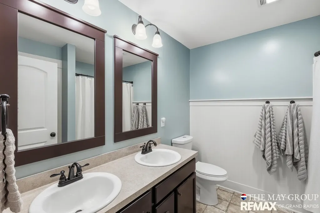 3414 Mason Ridge Drive NE Grand Rapids Charter Township MI 49525