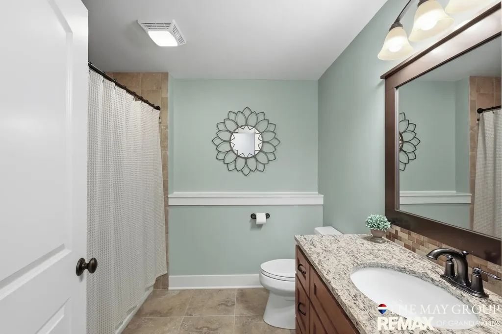 3414 Mason Ridge Drive NE Grand Rapids Charter Township MI 49525