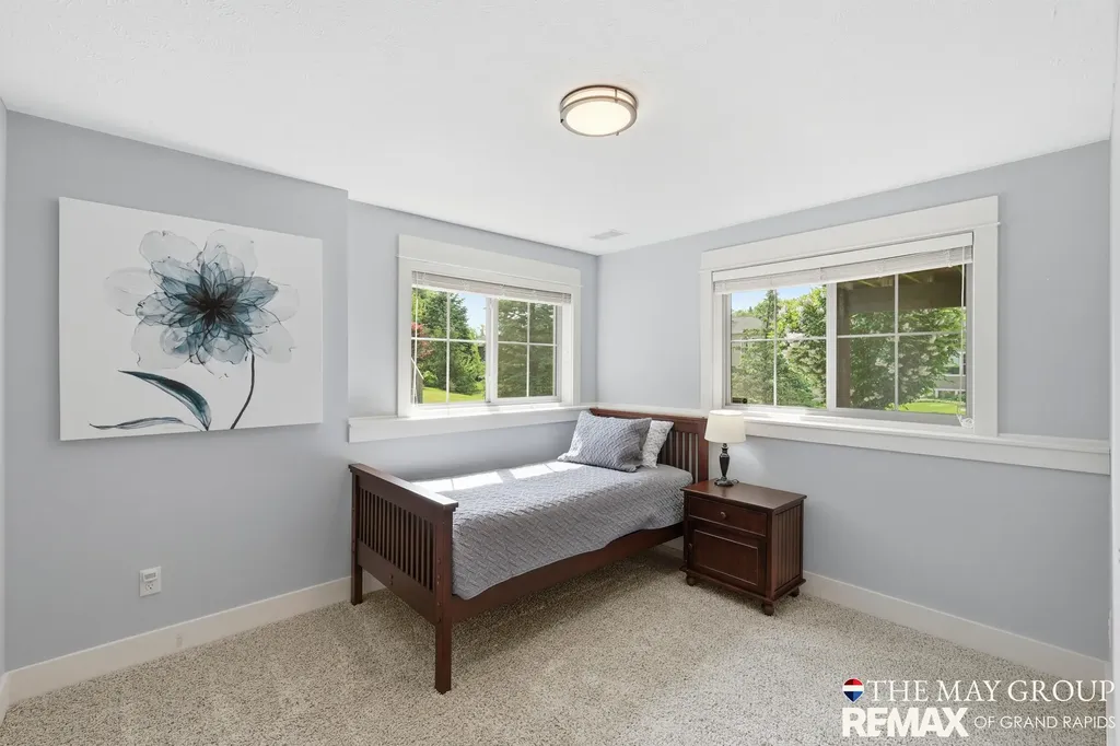 3414 Mason Ridge Drive NE Grand Rapids Charter Township MI 49525