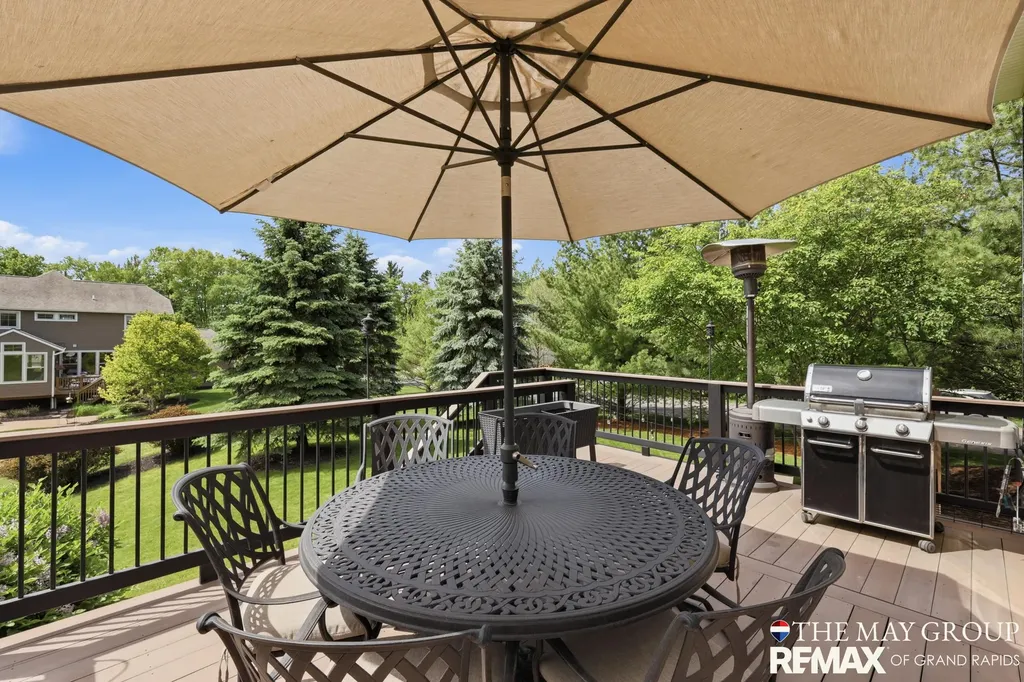 3414 Mason Ridge Drive NE Grand Rapids Charter Township MI 49525