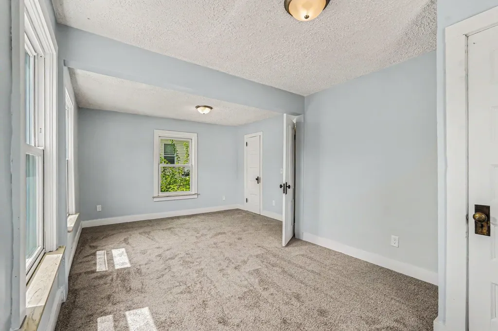 757 6th Street NW Grand Rapids City MI 49504