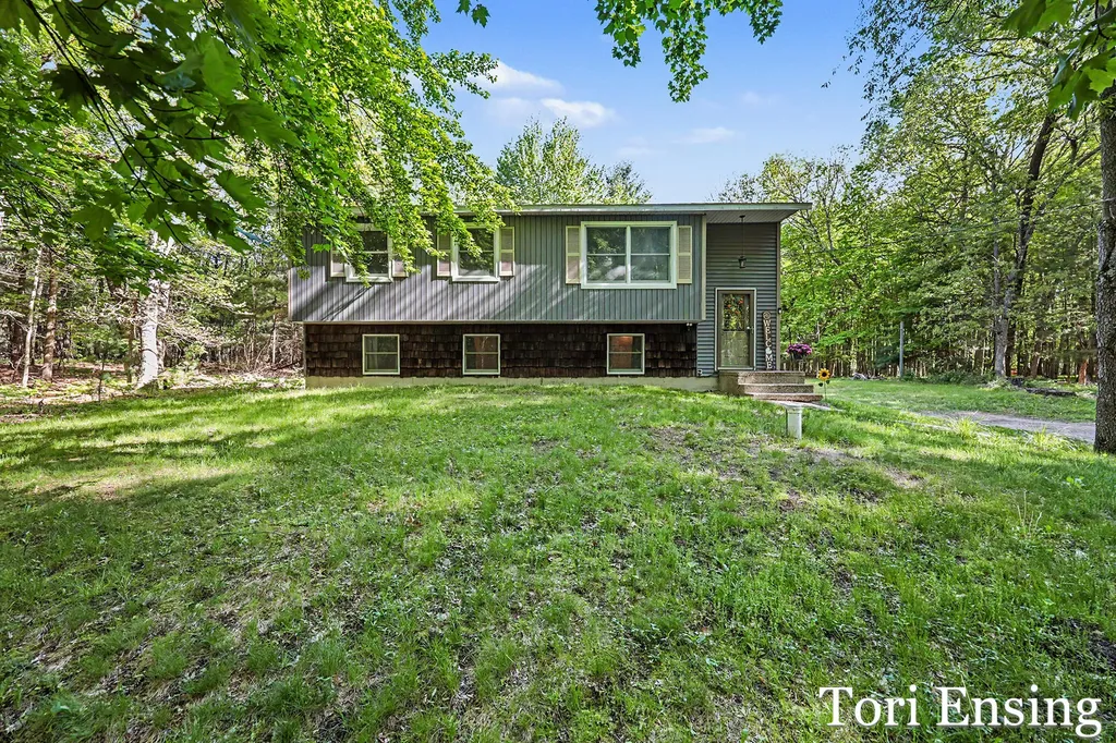 10688 Velma Drive Eureka Township MI 48838
