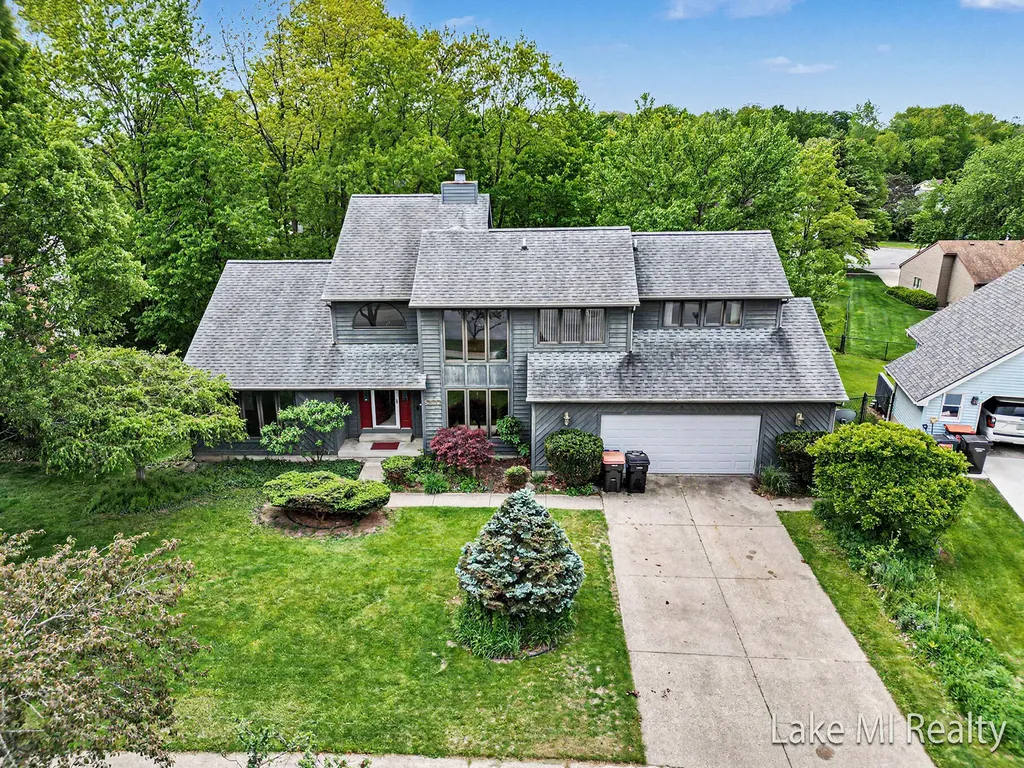 5537 Bentbrook Drive SE Kentwood City MI 49508
