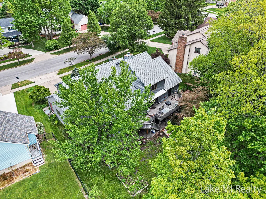 5537 Bentbrook Drive SE Kentwood City MI 49508