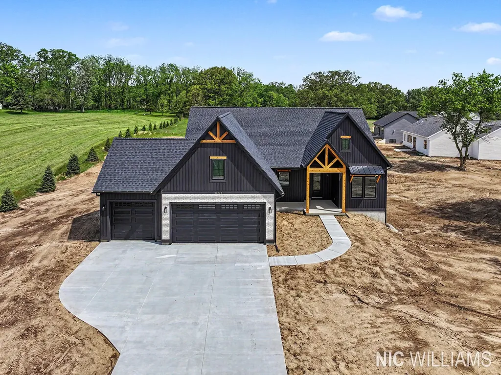 11279 Bancroft Way SE Bowne Township MI 49302