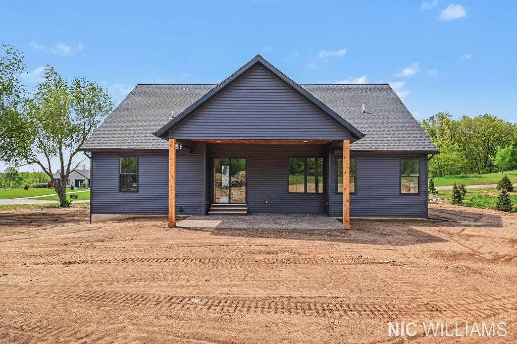 11279 Bancroft Way SE Bowne Township MI 49302