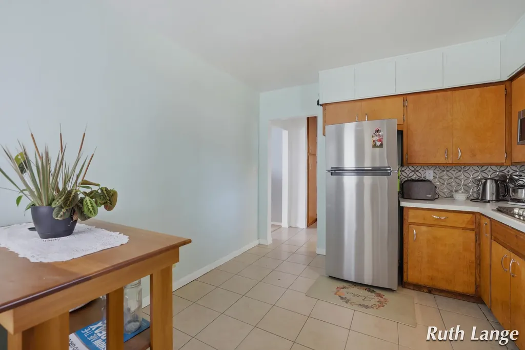 1640 Mclaughlin Avenue Muskegon Charter Township MI 49442
