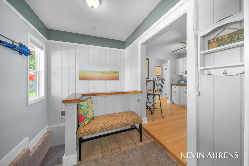 17284 Coles Park Road Spring Lake Township MI 49456