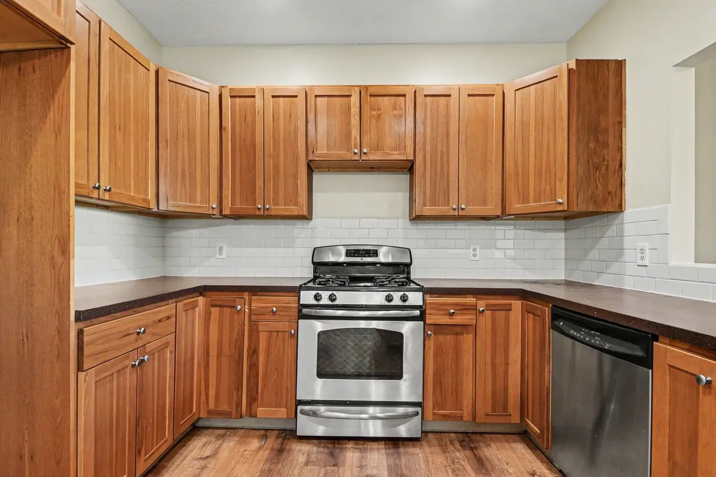 4312 St Annes Avenue SE Kentwood City MI 49512
