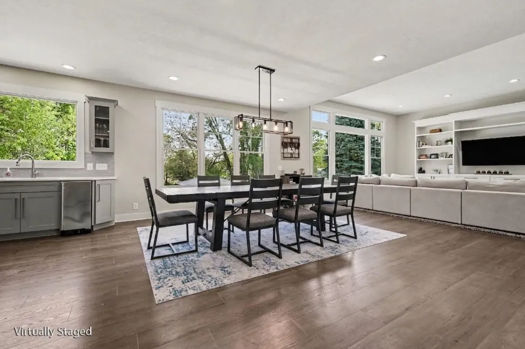 5975 Sierra Ridge Drive SE Caledonia Township MI 49316