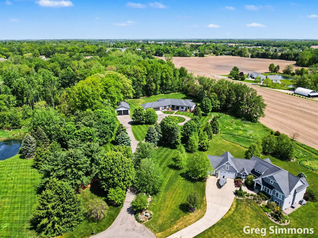 5975 Sierra Ridge Drive SE Caledonia Township MI 49316