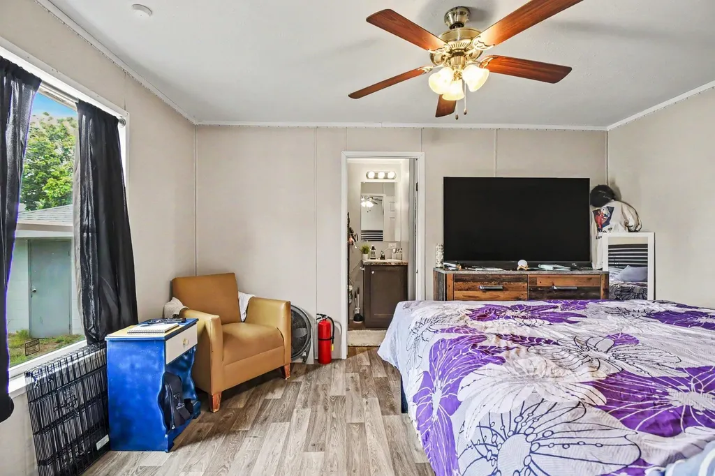 5208 Village Drive SW Wyoming City MI 49509