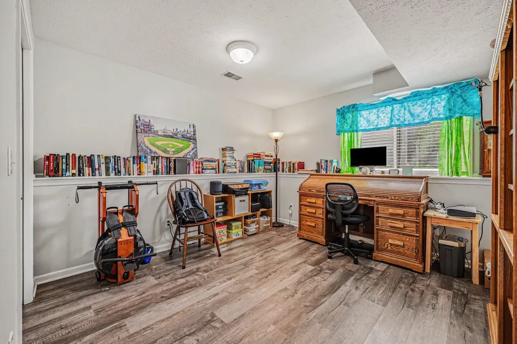 2114 Arbor Court Walker City MI 49534