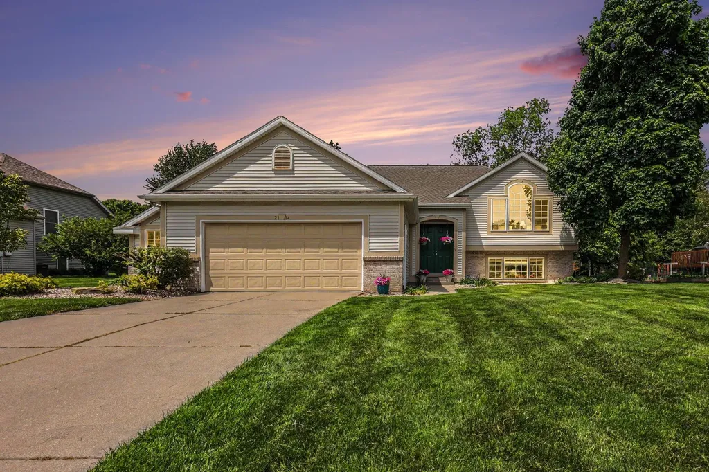 2114 Arbor Court Walker City MI 49534