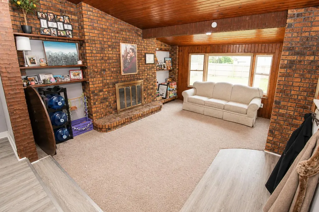 518 Walnut Street Three Rivers City MI 49093