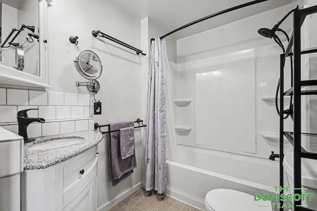 6406 S Ravenna Road Ravenna Township MI 49451