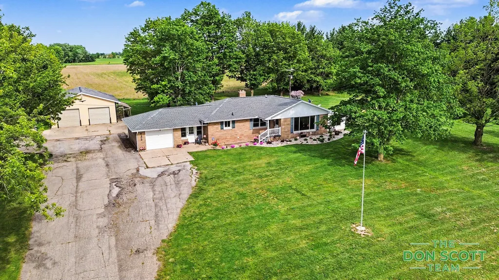 6406 S Ravenna Road Ravenna Township MI 49451