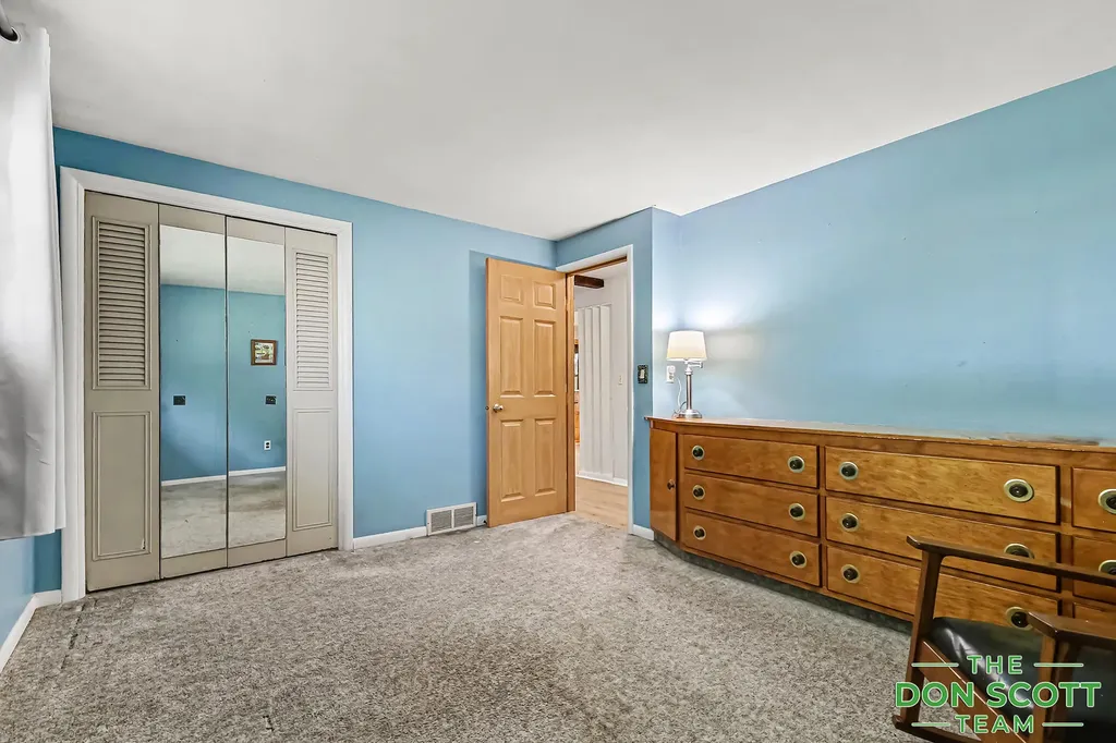 6406 S Ravenna Road Ravenna Township MI 49451