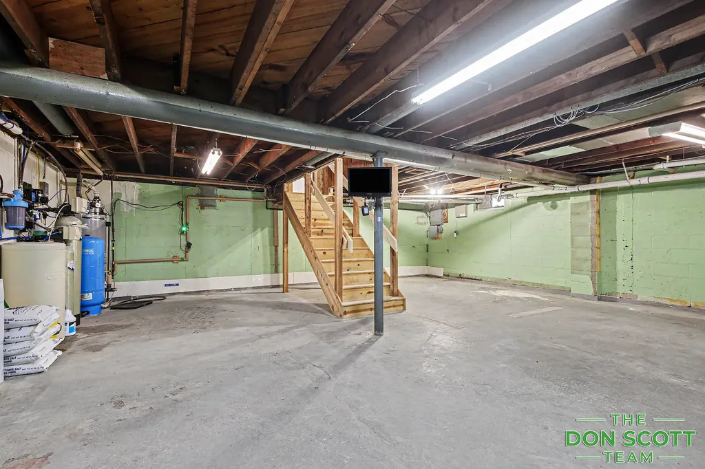 6406 S Ravenna Road Ravenna Township MI 49451