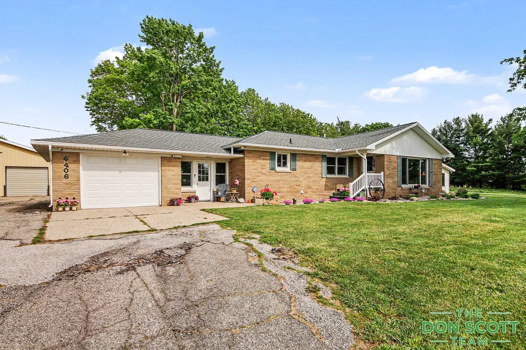 6406 S Ravenna Road Ravenna Township MI 49451