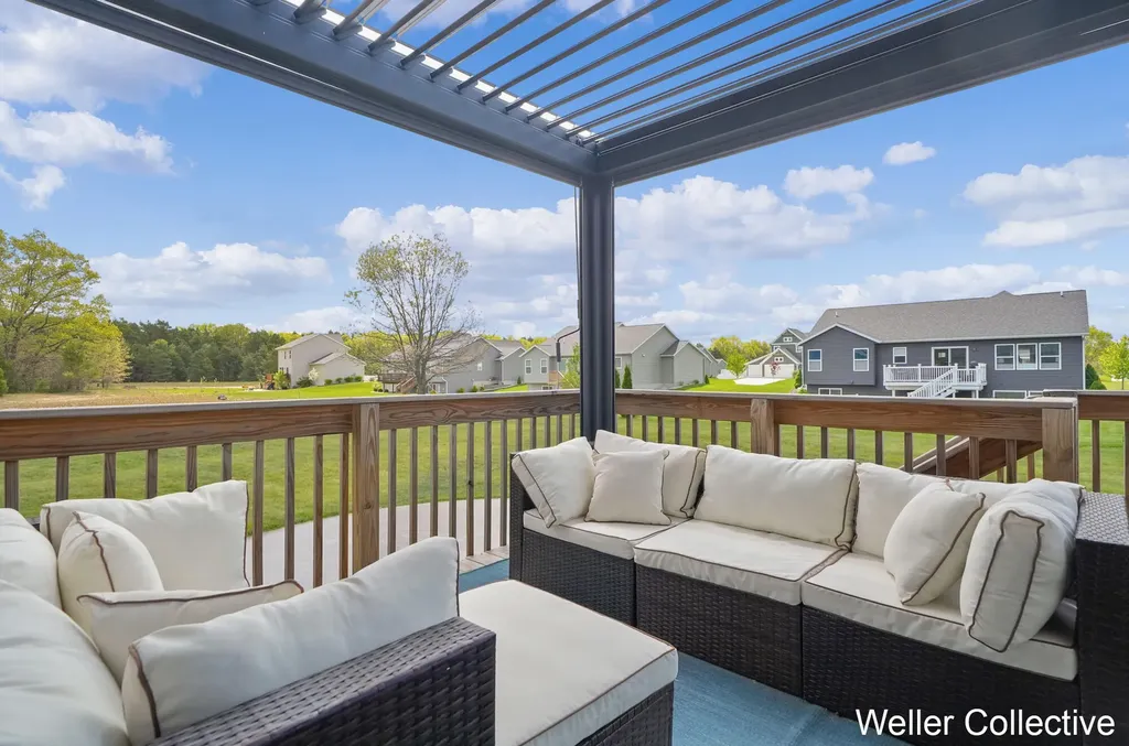 2085 Poplar Court Muskegon Charter Township MI 49445